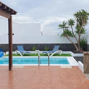  Villa Super Detached Private Near The Beach- Heated Pool-wifi-uk Tv